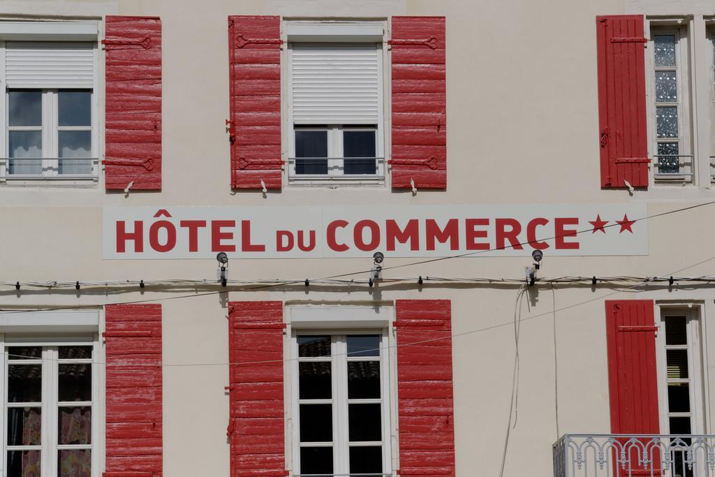 Hotel Du Commerce Пон-Сент-Еспри Екстериор снимка
